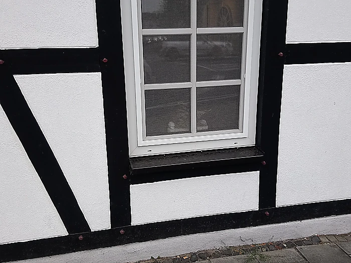 Maßgefertigter Insektenschutz an einer Terrassentür